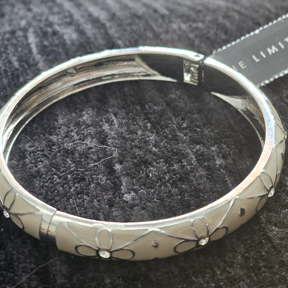 Ivory silver accented bracelet, small